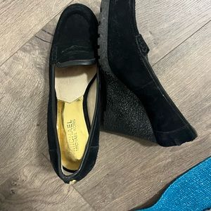 Michael Kors Suede Loafer Style Wedge Pumps Size 7 Black